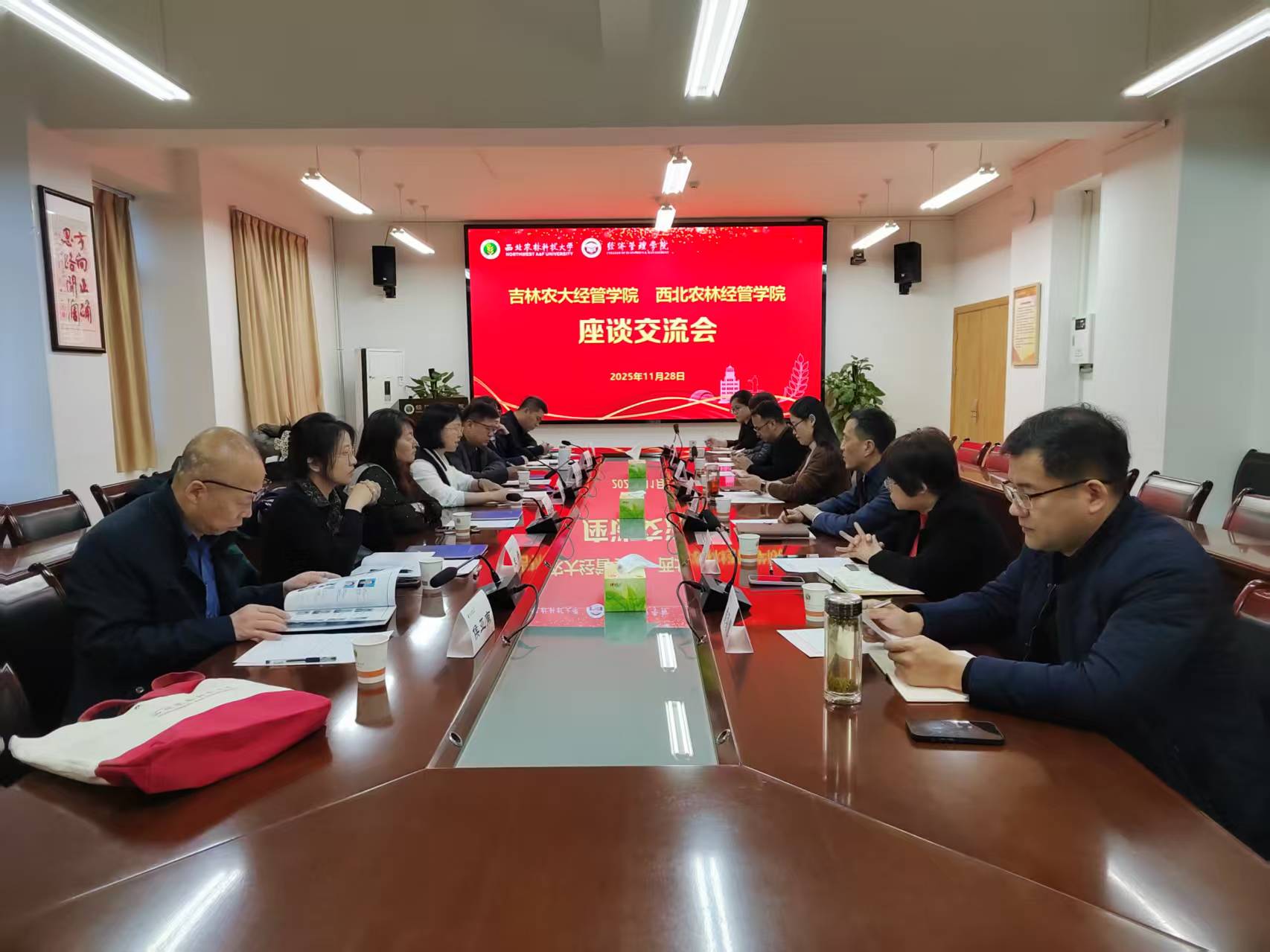 cec6950a3af619a3cb42227356c58ce.jpg